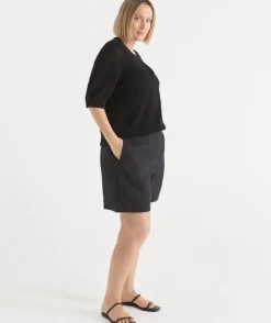 Linen Tailored Short