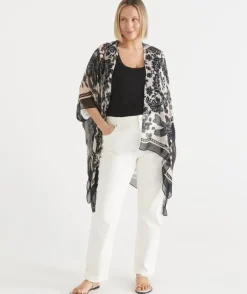 Noir Bloom Serape