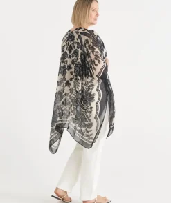 Noir Bloom Serape