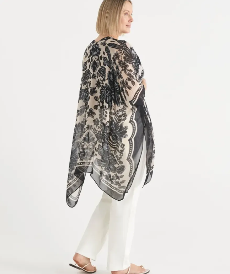 Noir Bloom Serape