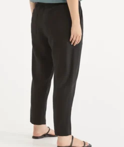 Relaxed Drawstring Tapered Pant