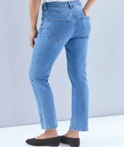 Relaxed Jean - Mid Wash