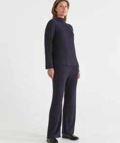 Ribbed Straight Leg Pant