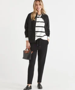 Straight Leg Jogger